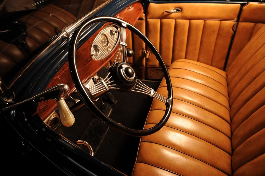  Ford V8 DeLuxe Roadster 1932 года  (фото 34 из 41)